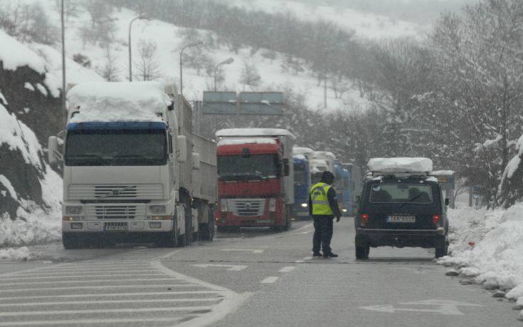 Ε65: Απαγόρευση φορτηγών άνω 3,5 τόνων προς Λαμία ενόψει της κακοκαιρίας 